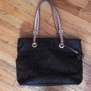 Michael Kors tote